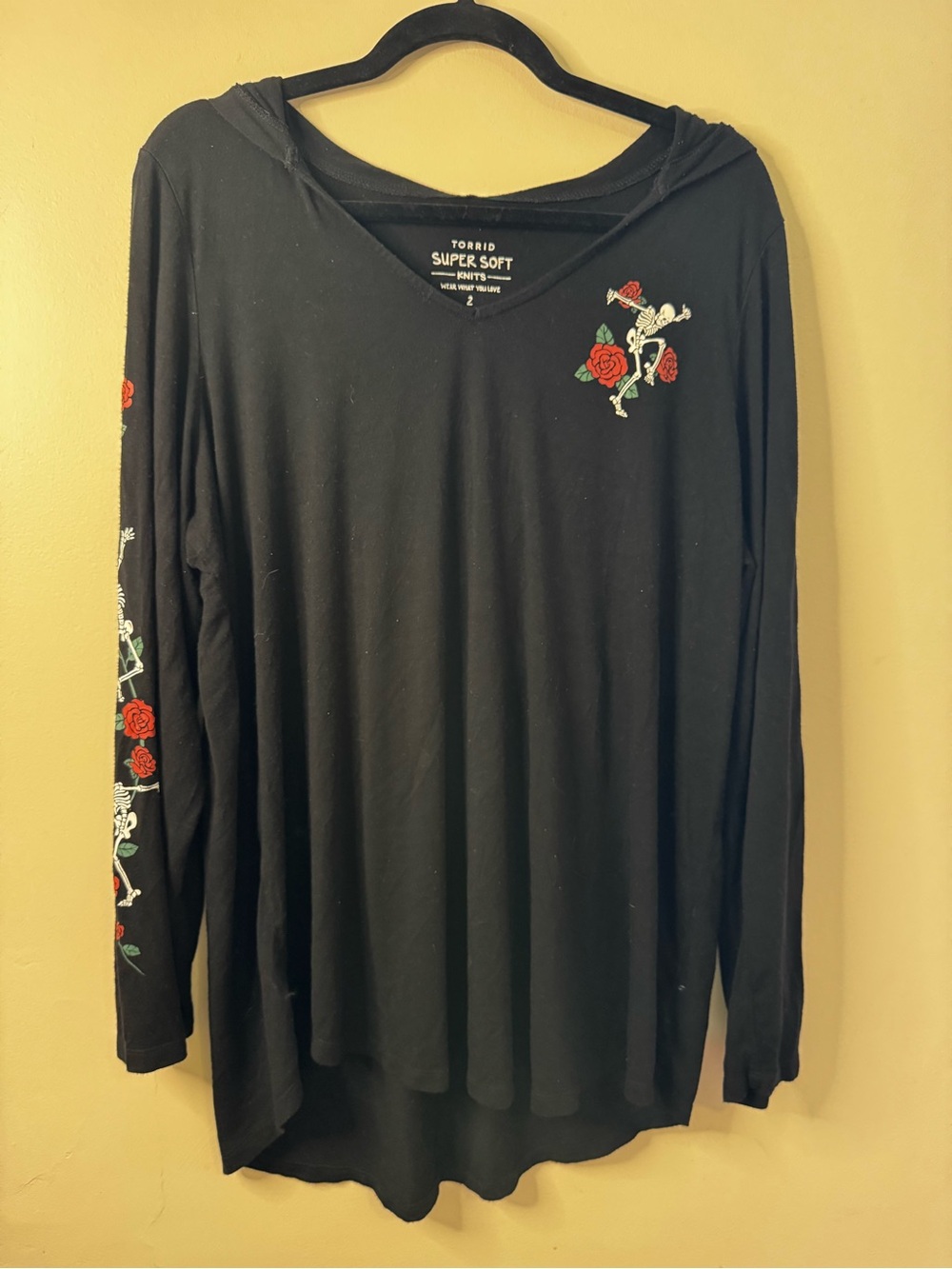 torrid Black Long-Sleeve V-Neck Hoodie with Rose & Skeleton Imagery